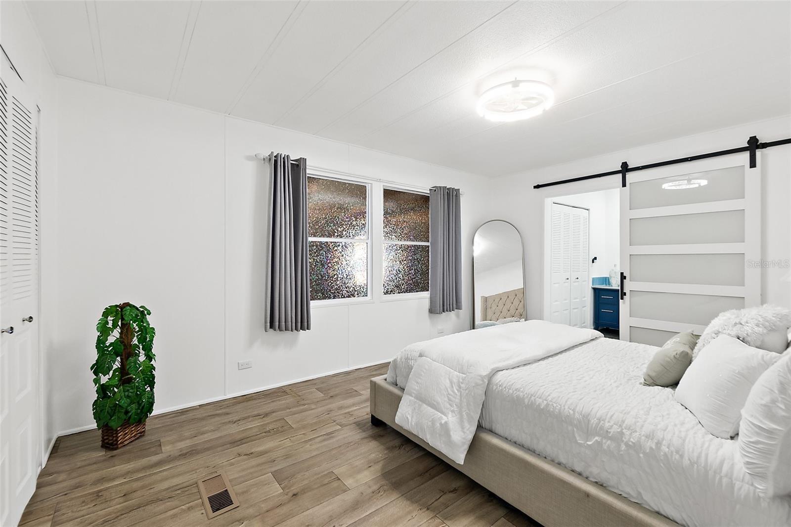 COMMONWEALTH MOBILE ESTATES ADD 02 - Residential