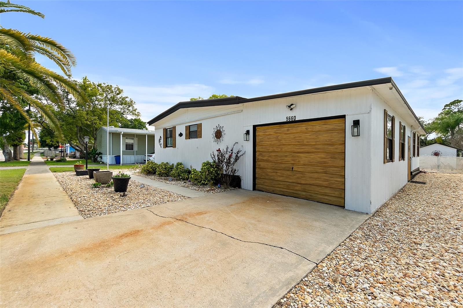 COMMONWEALTH MOBILE ESTATES ADD 02 - Residential