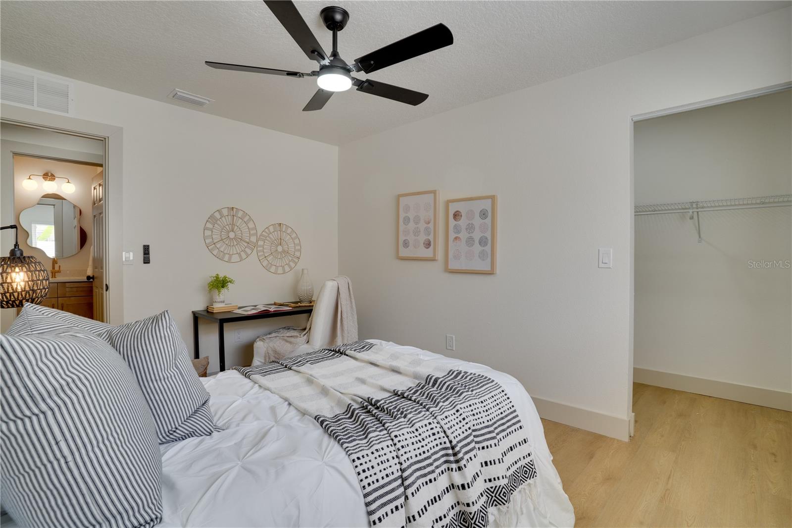 AUTUMN RUN-UNIT 3 - Residential