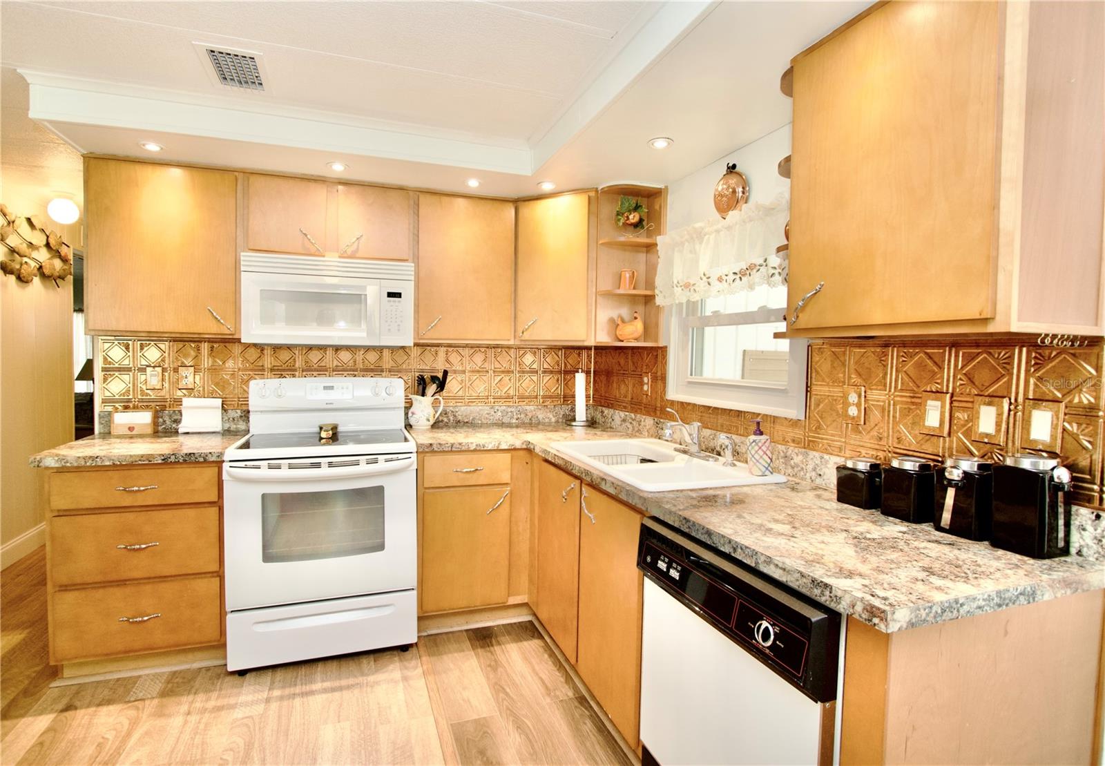 LAKE CONLEY MOBILE HO ME PARK CO - Residential