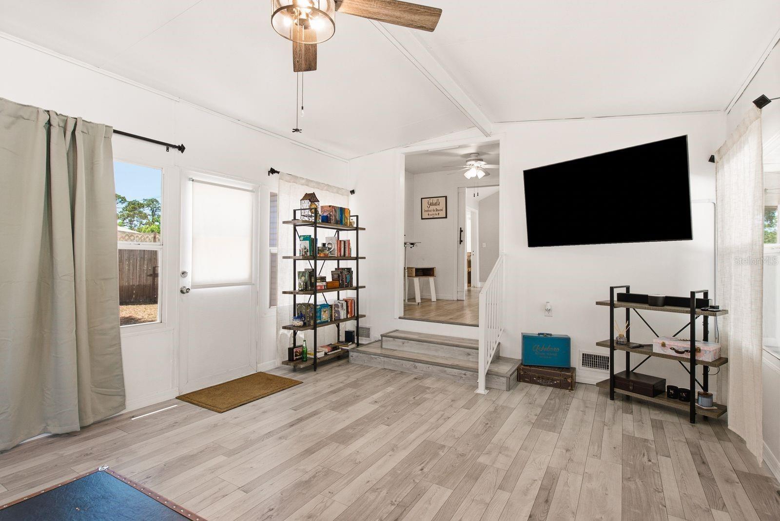 BOARDMAN & GOETZ OF DAVISTA - Residential