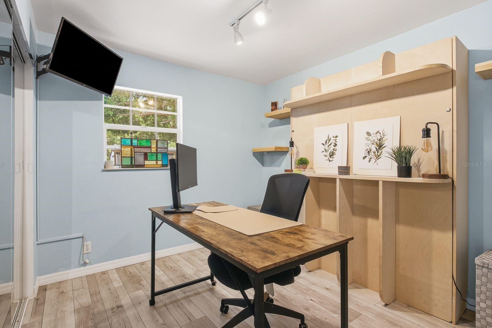 BOARDMAN & GOETZ OF DAVISTA - Residential