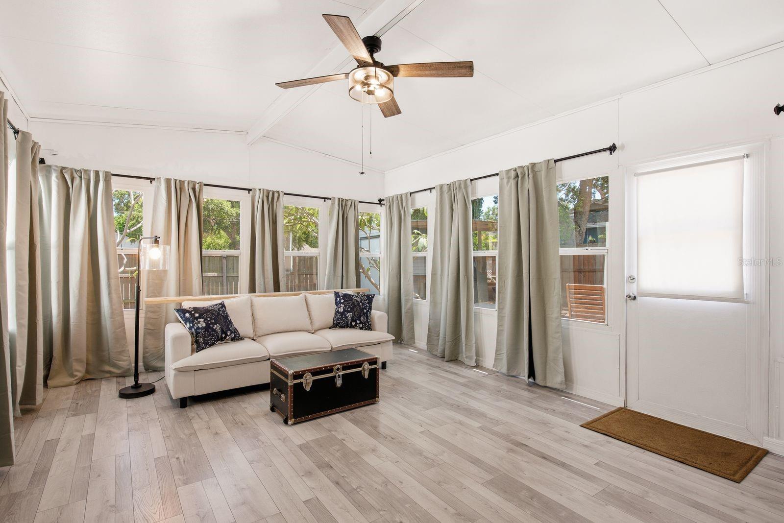 BOARDMAN & GOETZ OF DAVISTA - Residential