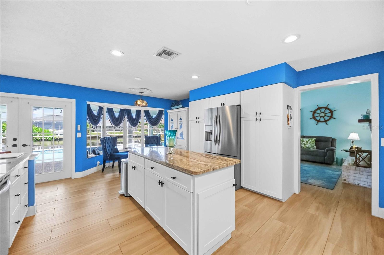 PUNTA GORDA ISLES SEC 15 - Residential