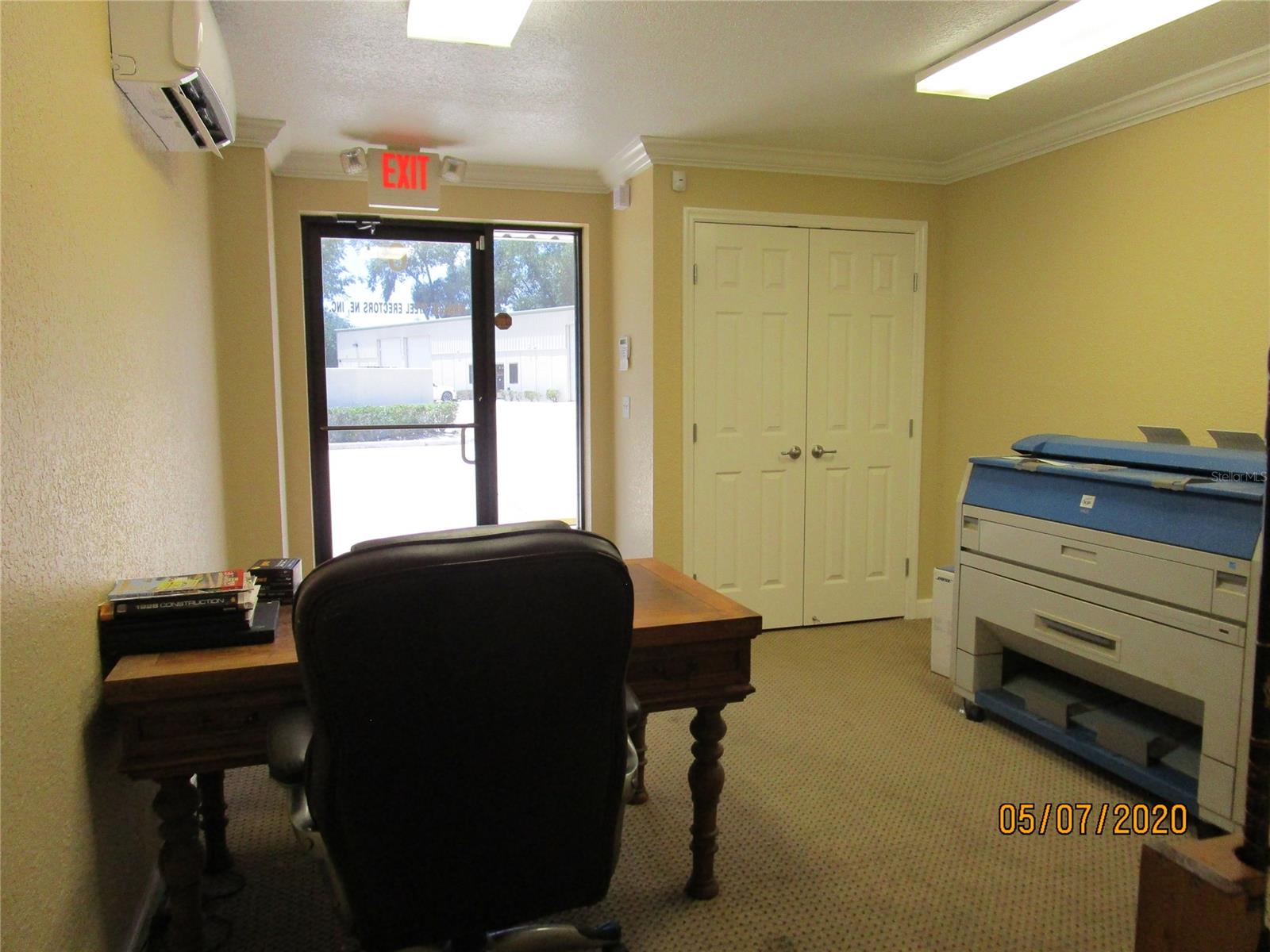 Park Center 02 - Commercial Sale