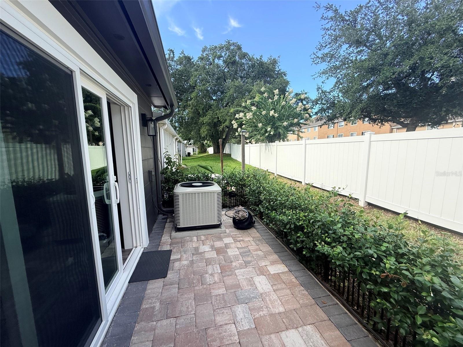 TAVARES GOLDEN PALMS SUB - Residential