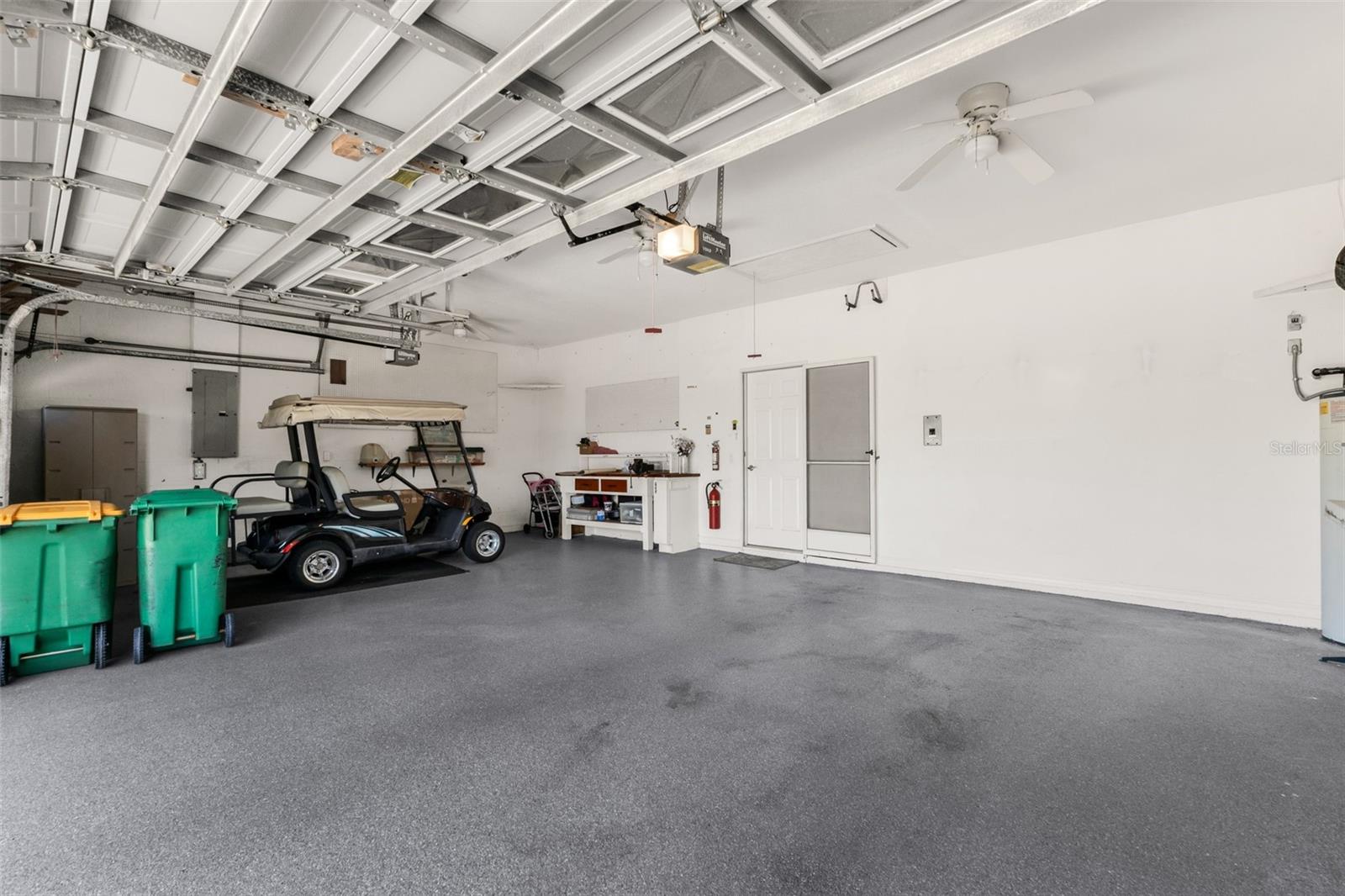 KINGS GATE PH 02 - Residential
