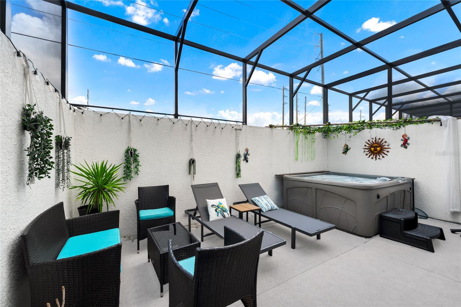 THE AZUR RESORT - Residential