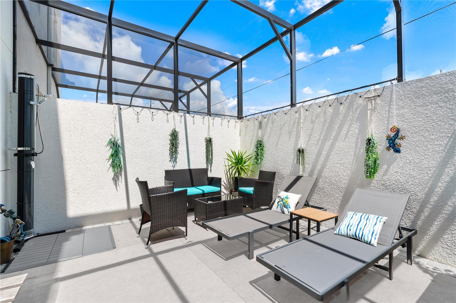 THE AZUR RESORT - Residential