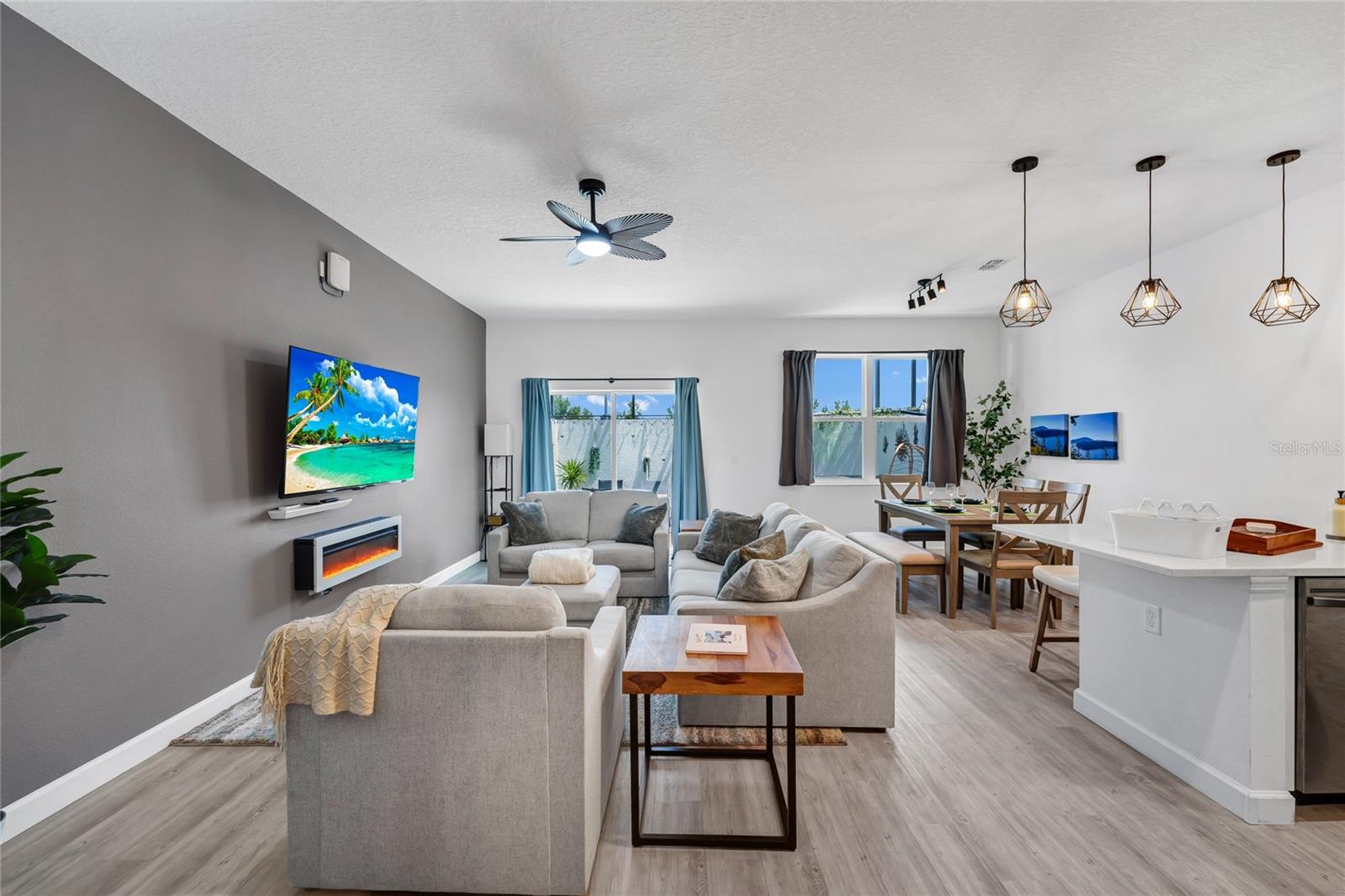 THE AZUR RESORT - Residential