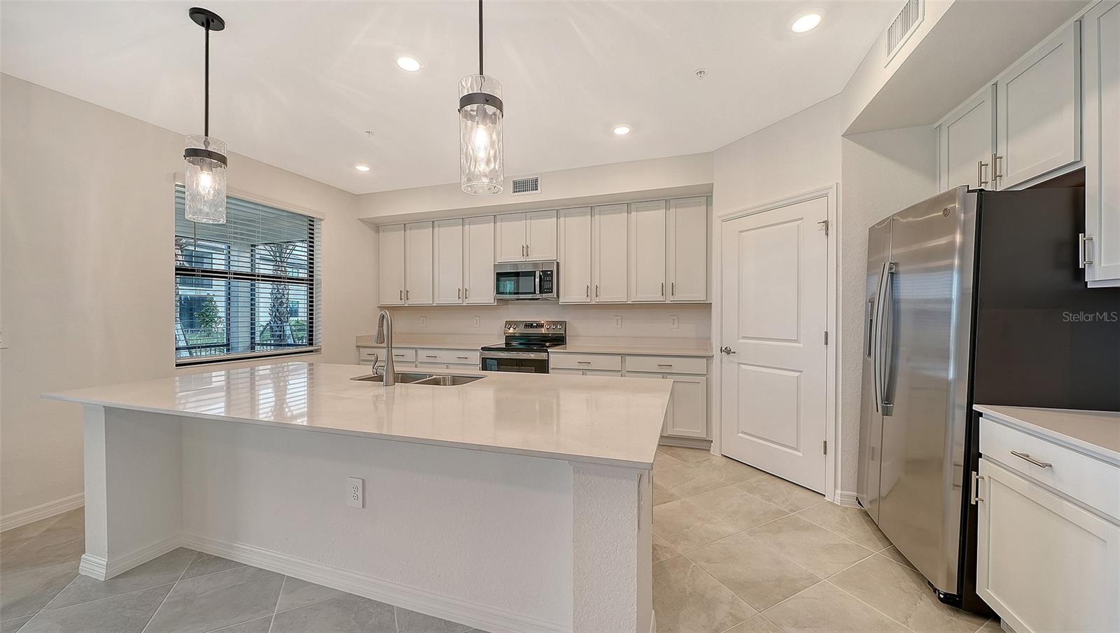 3185 LEGENDS BAY - Residential