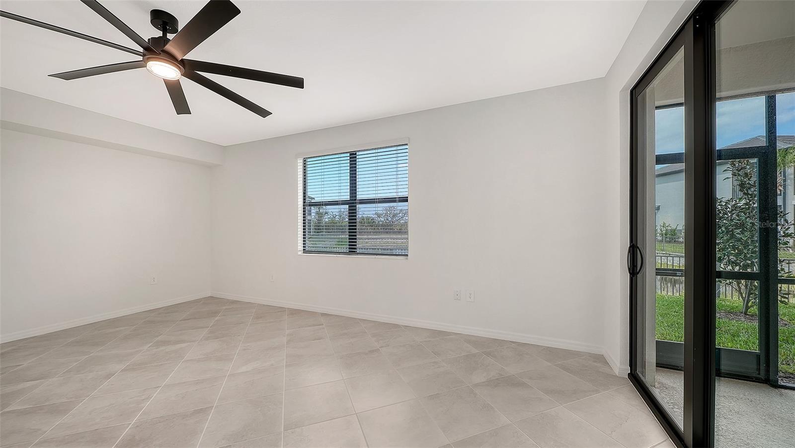 3185 LEGENDS BAY - Residential
