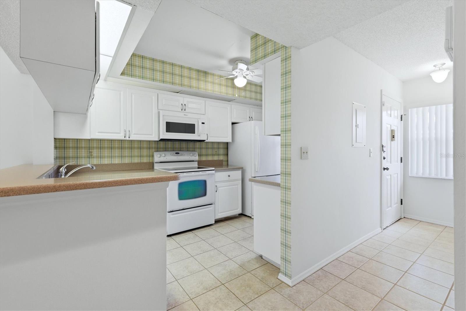 FARMINGTON VISTAS - Residential