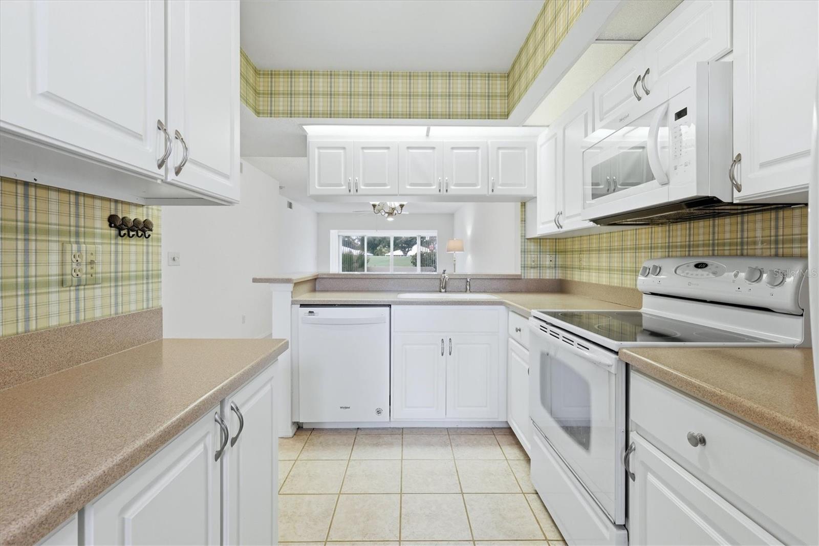 FARMINGTON VISTAS - Residential