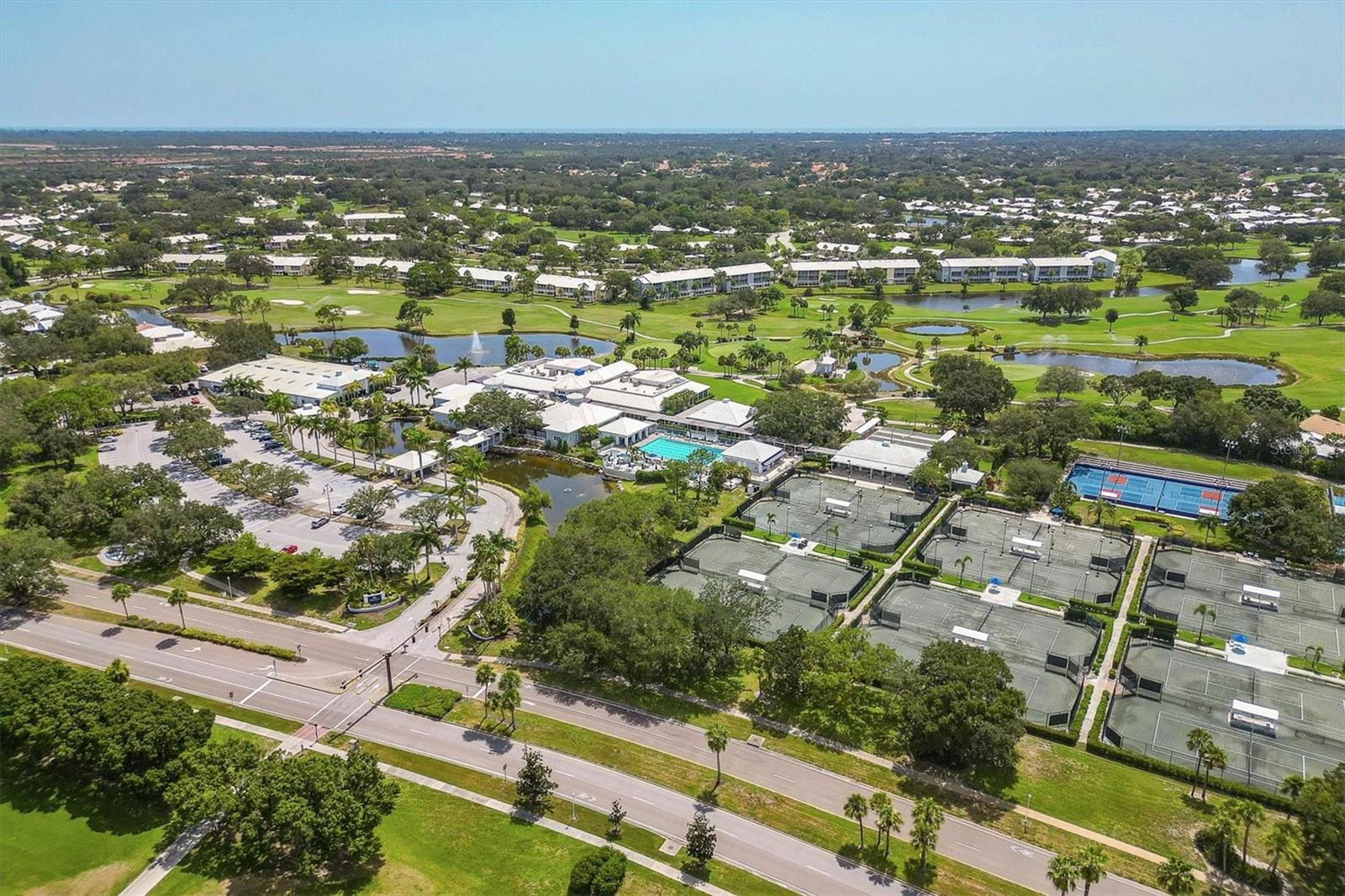 FARMINGTON VISTAS - Residential