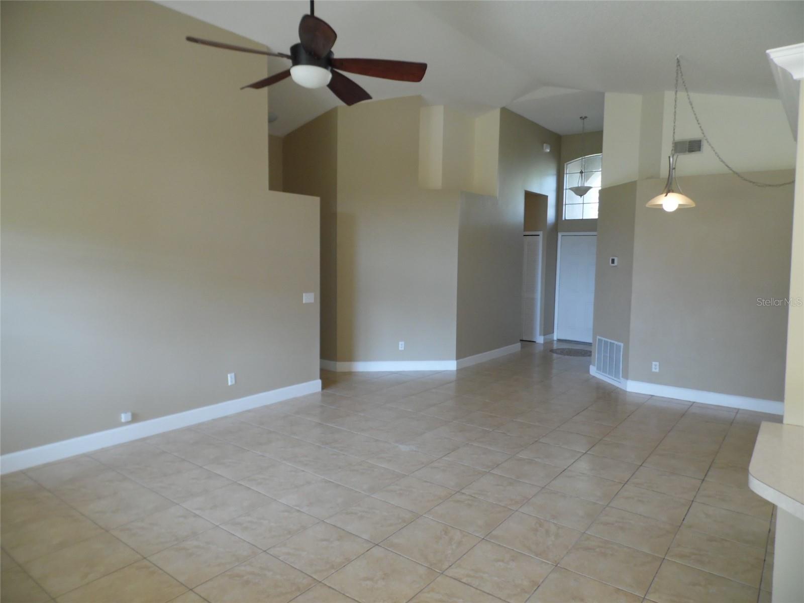 ANDOVER LAKES PH 02A - Residential Lease