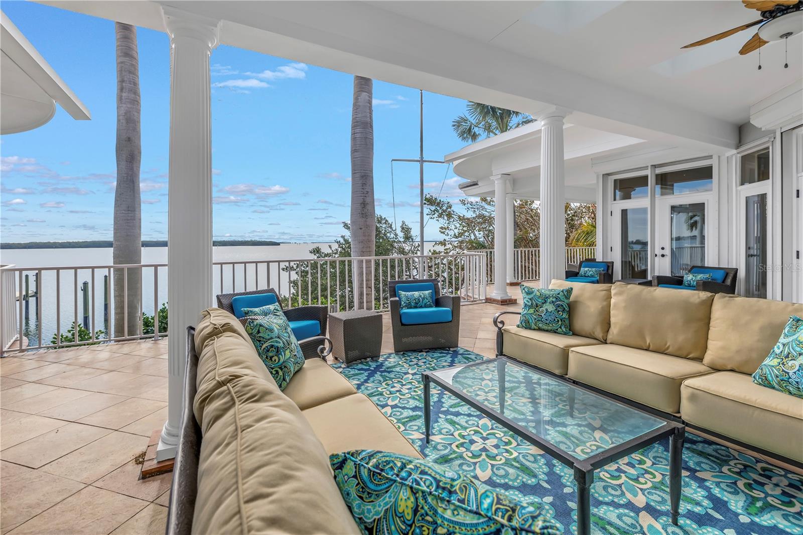 BAYWAY ISLES UNIT 02 - Residential