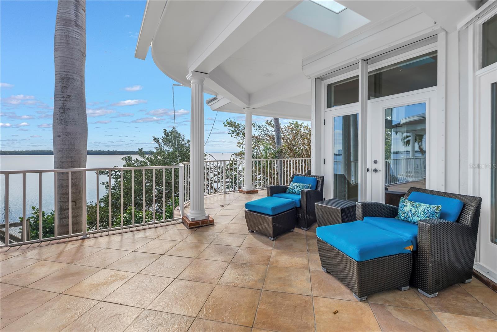 BAYWAY ISLES UNIT 02 - Residential