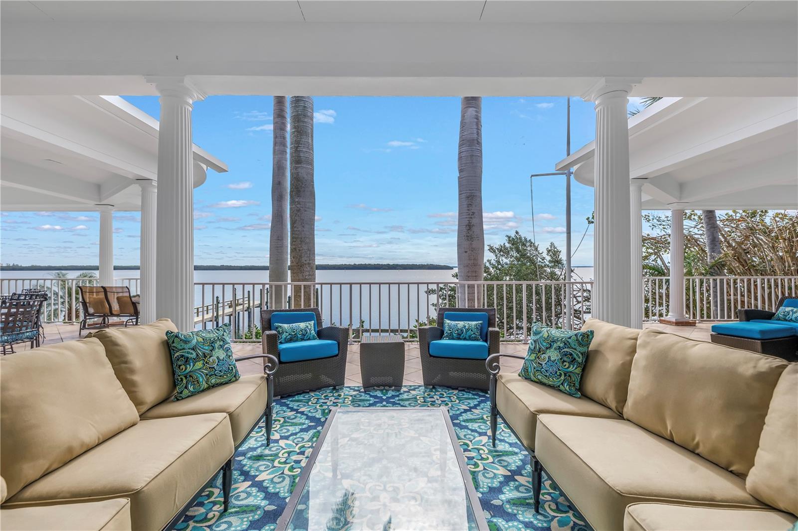 BAYWAY ISLES UNIT 02 - Residential