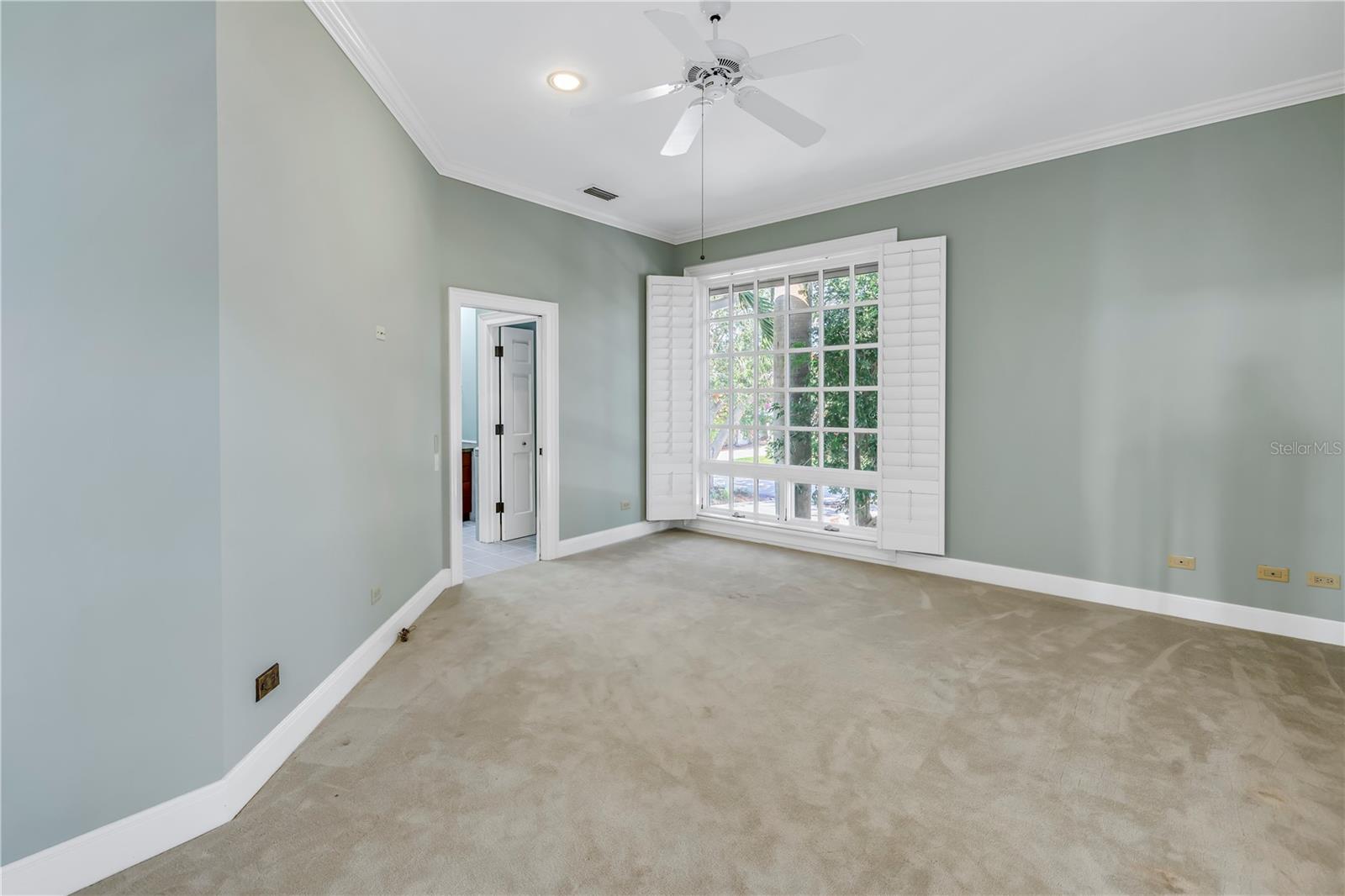 BAYWAY ISLES UNIT 02 - Residential