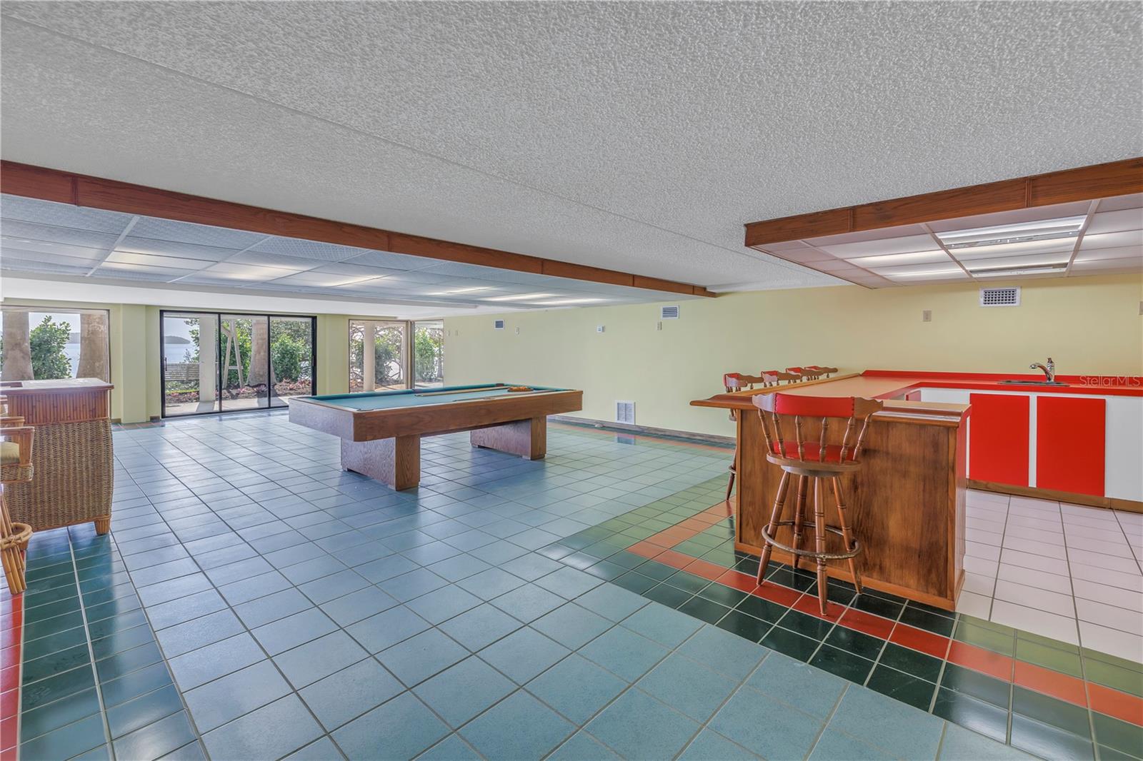 BAYWAY ISLES UNIT 02 - Residential