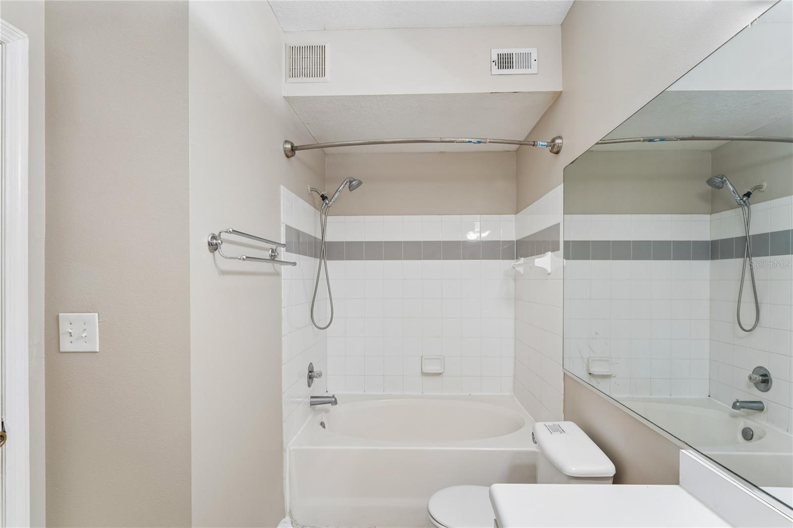 THE PINNACLE AT CARROLLWOOD A - Residential