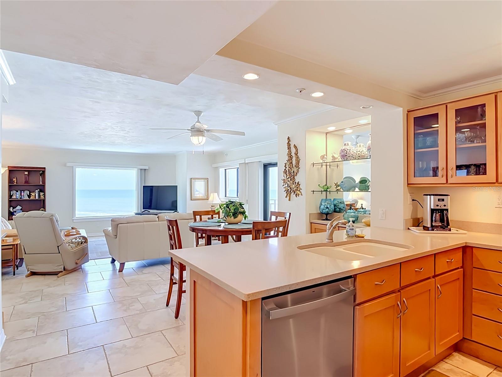 SEASCAPE TOWERS CONDO PH 01 - Residential