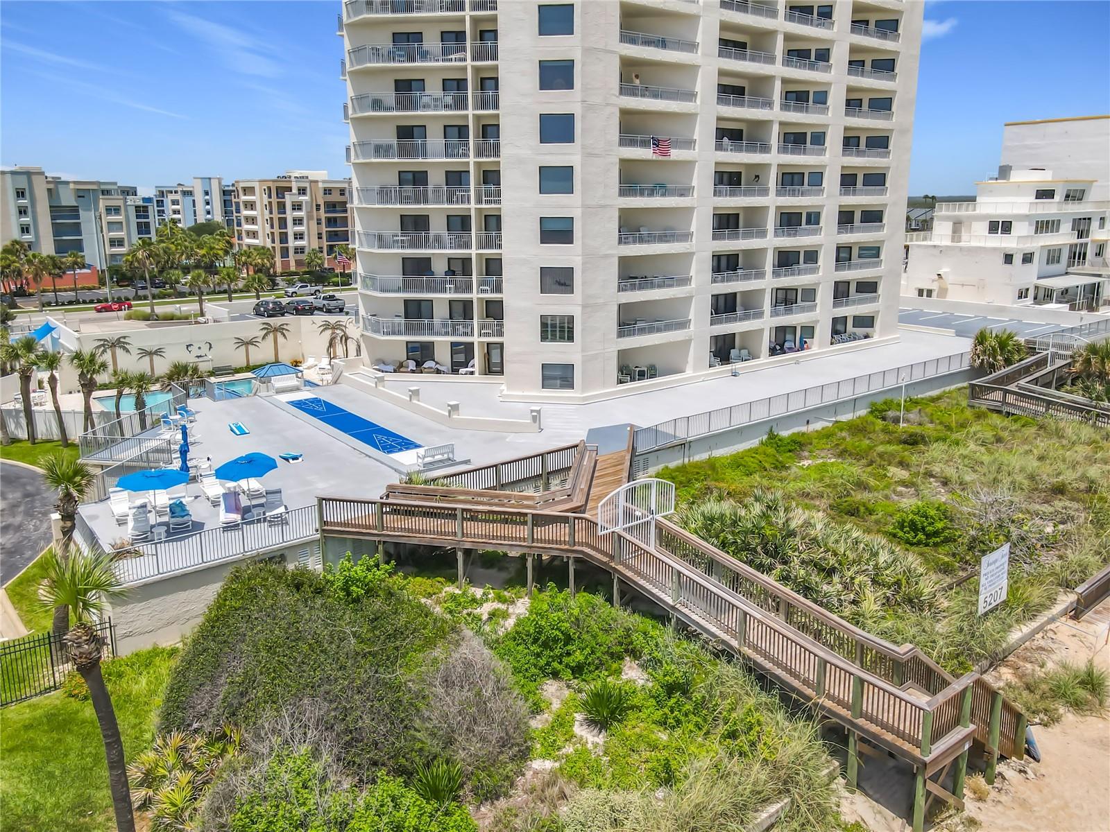 SEASCAPE TOWERS CONDO PH 01 - Residential