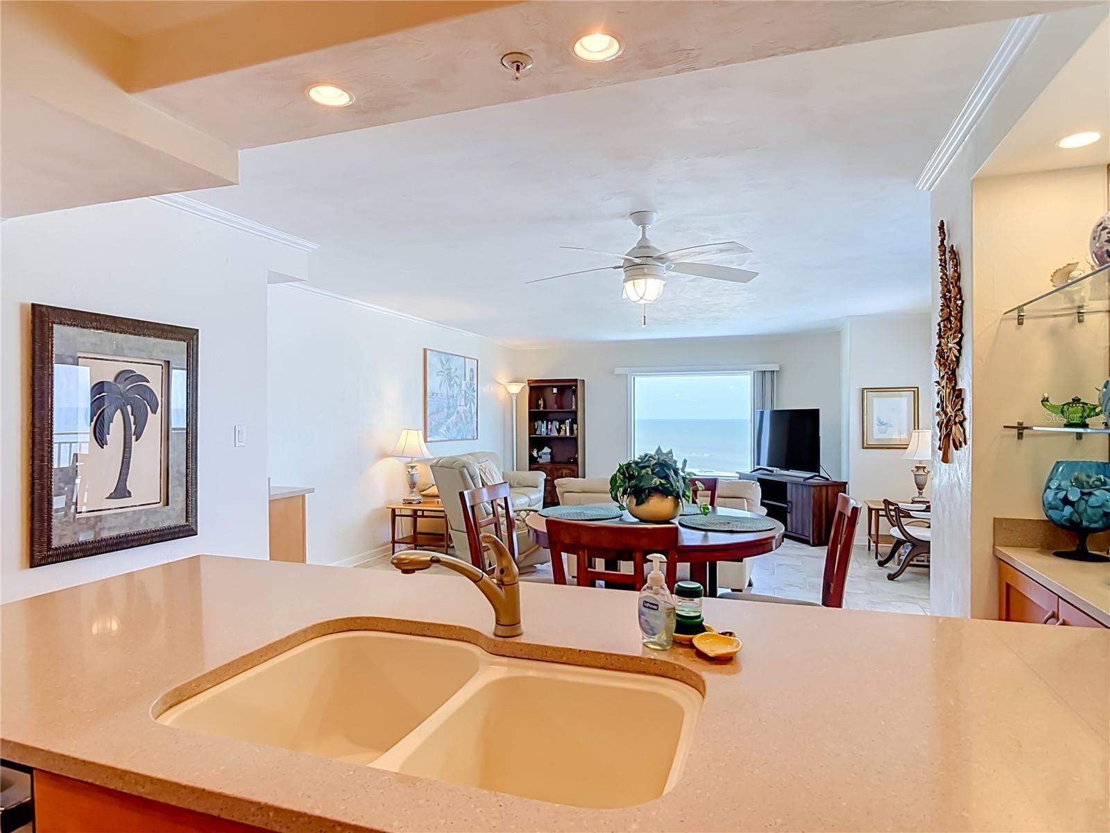 SEASCAPE TOWERS CONDO PH 01 - Residential