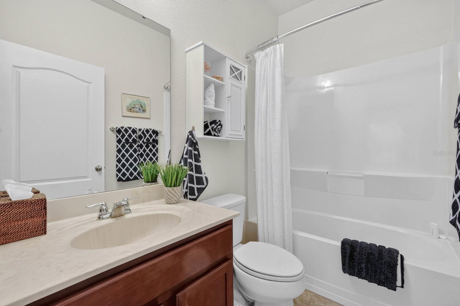VENETIAN BAY PH 1B UNIT 02 - Residential