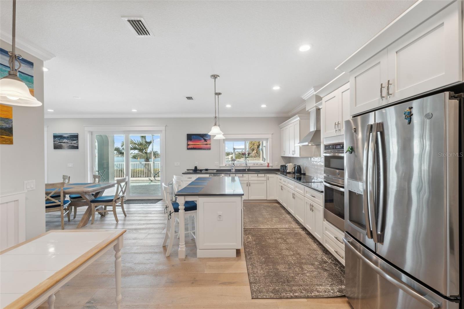 NORTH POINT HARBOUR UNIT THREE - Residential