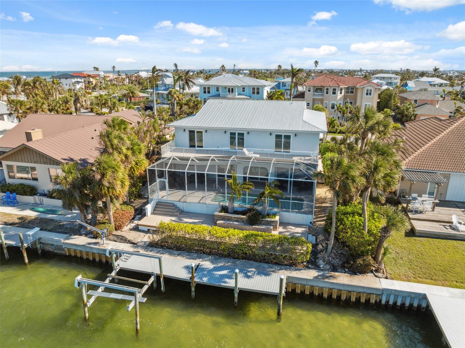 NORTH POINT HARBOUR UNIT THREE - Residential