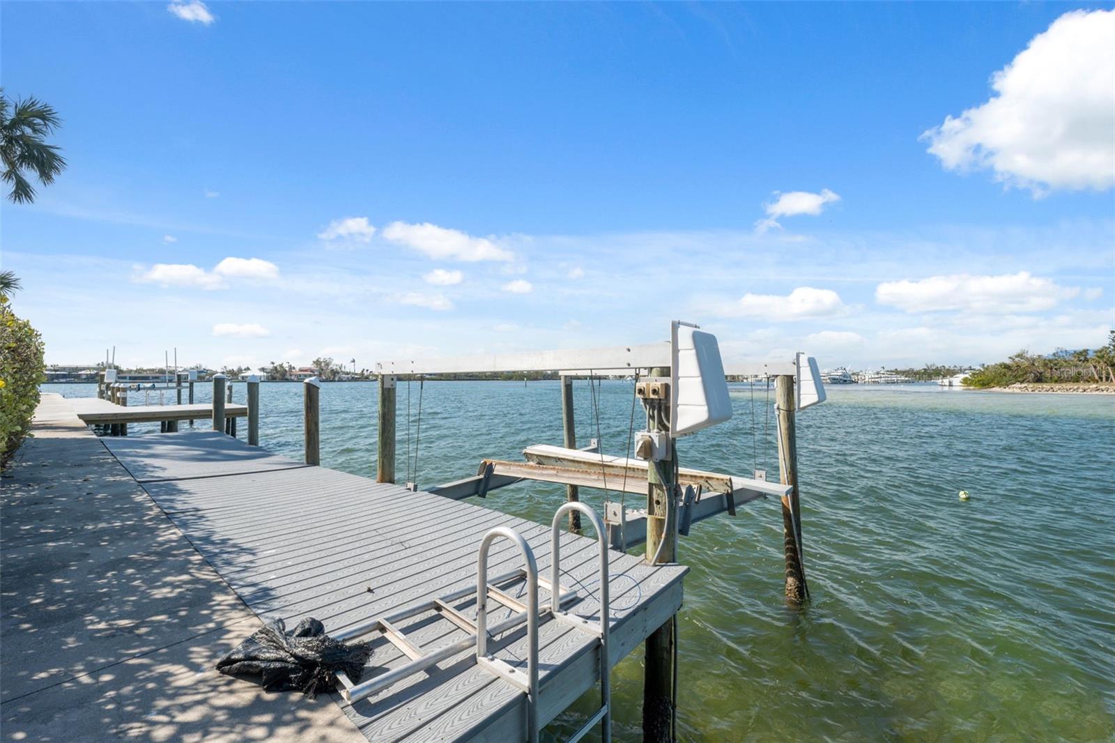 NORTH POINT HARBOUR UNIT THREE - Residential