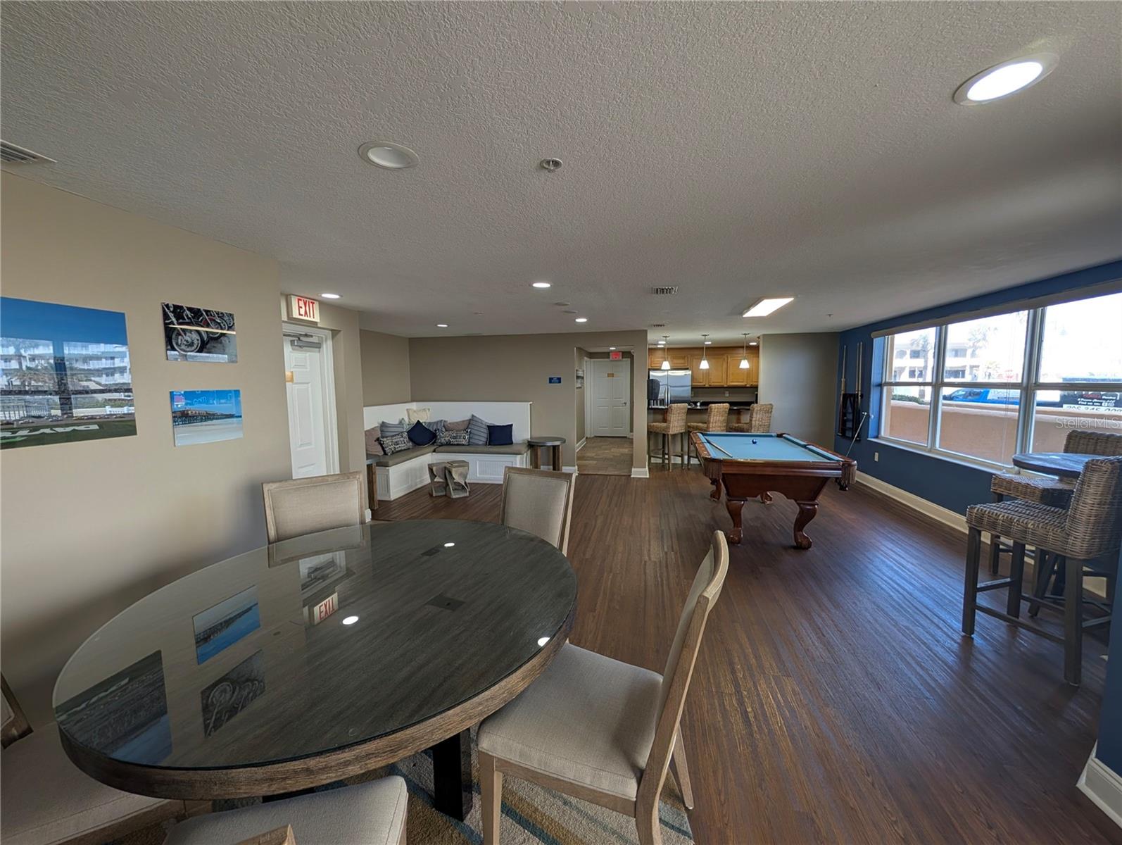 SANIBEL - Residential