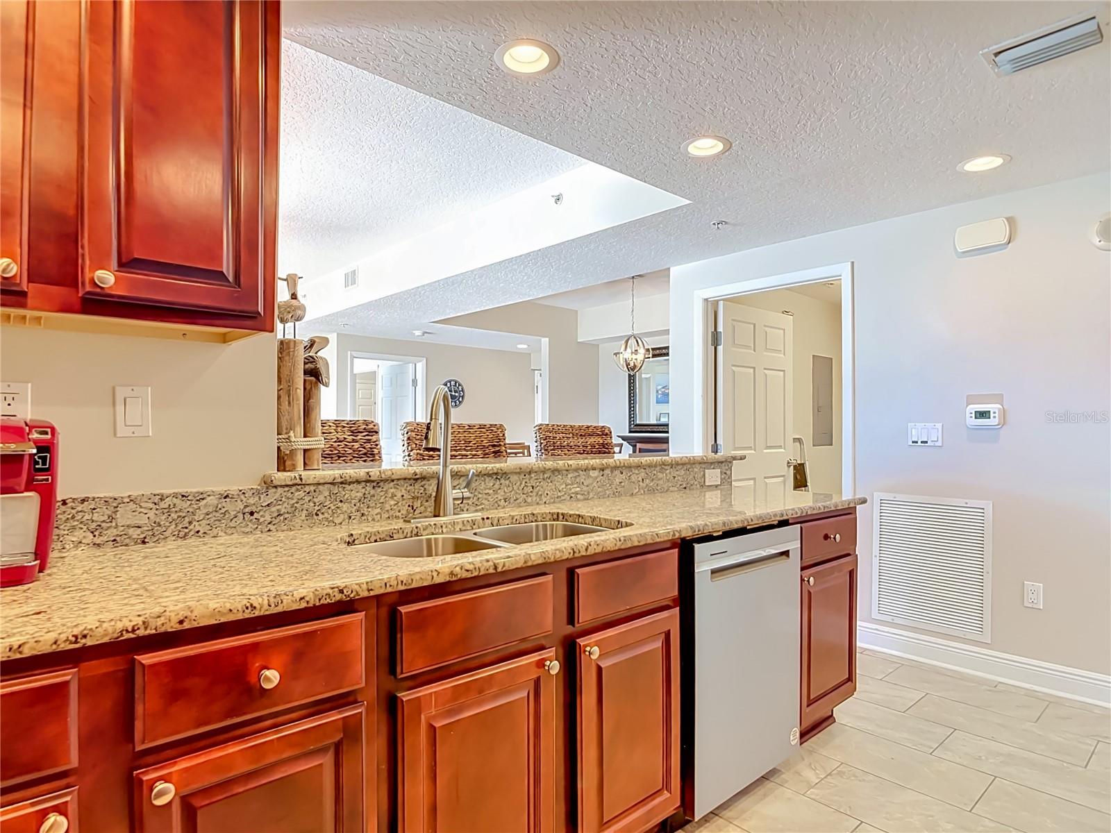 SANIBEL - Residential