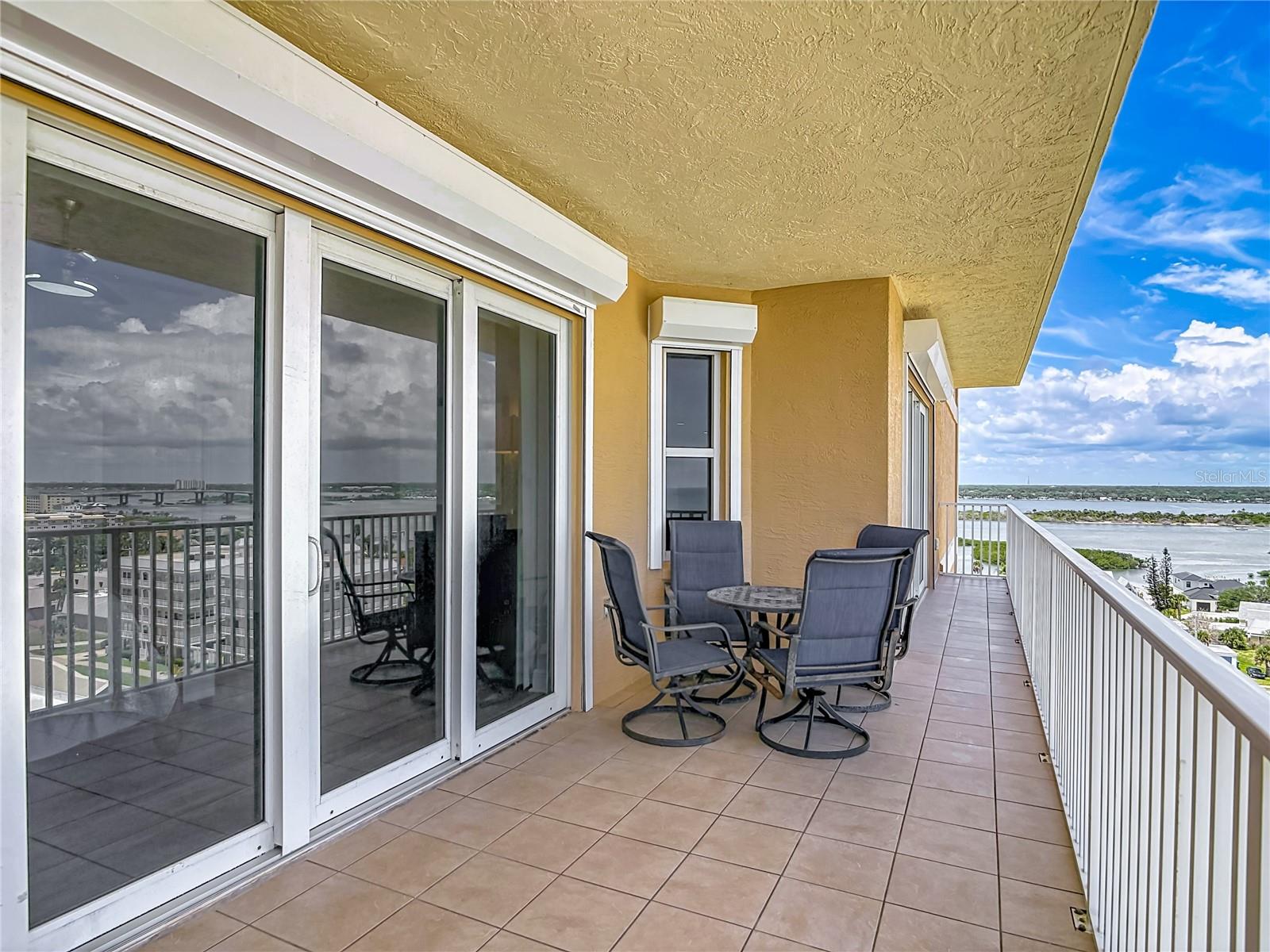 SANIBEL - Residential