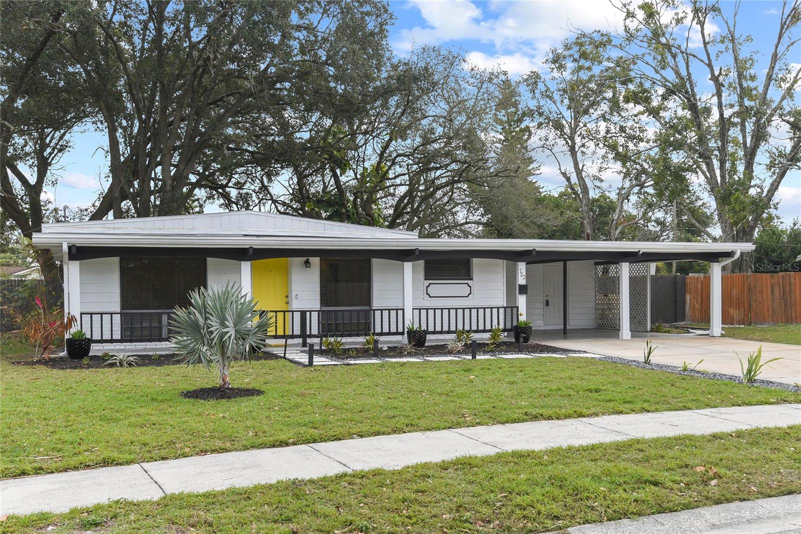 EASTBROOK SUB - Residential Lease