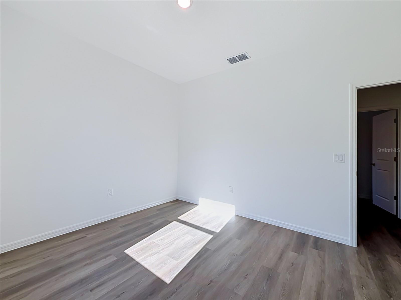 ORANGE SUMMIT - Residential