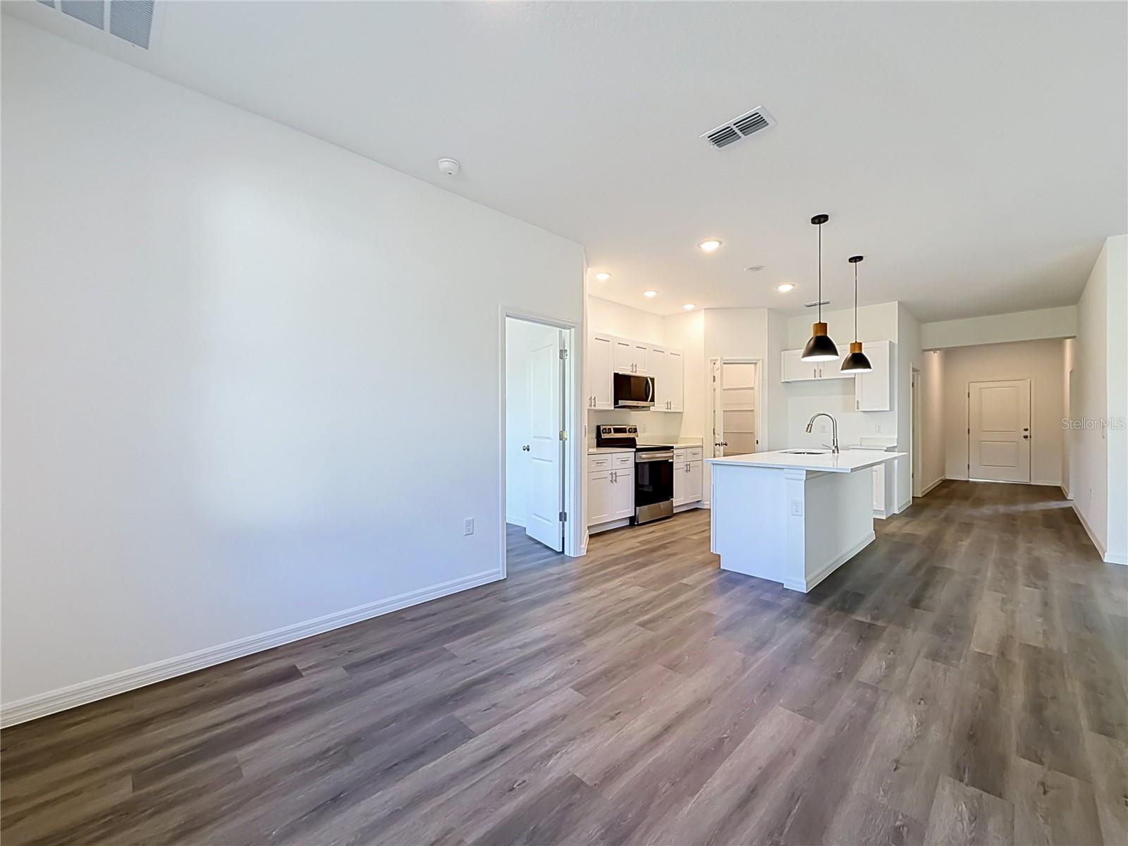 ORANGE SUMMIT - Residential