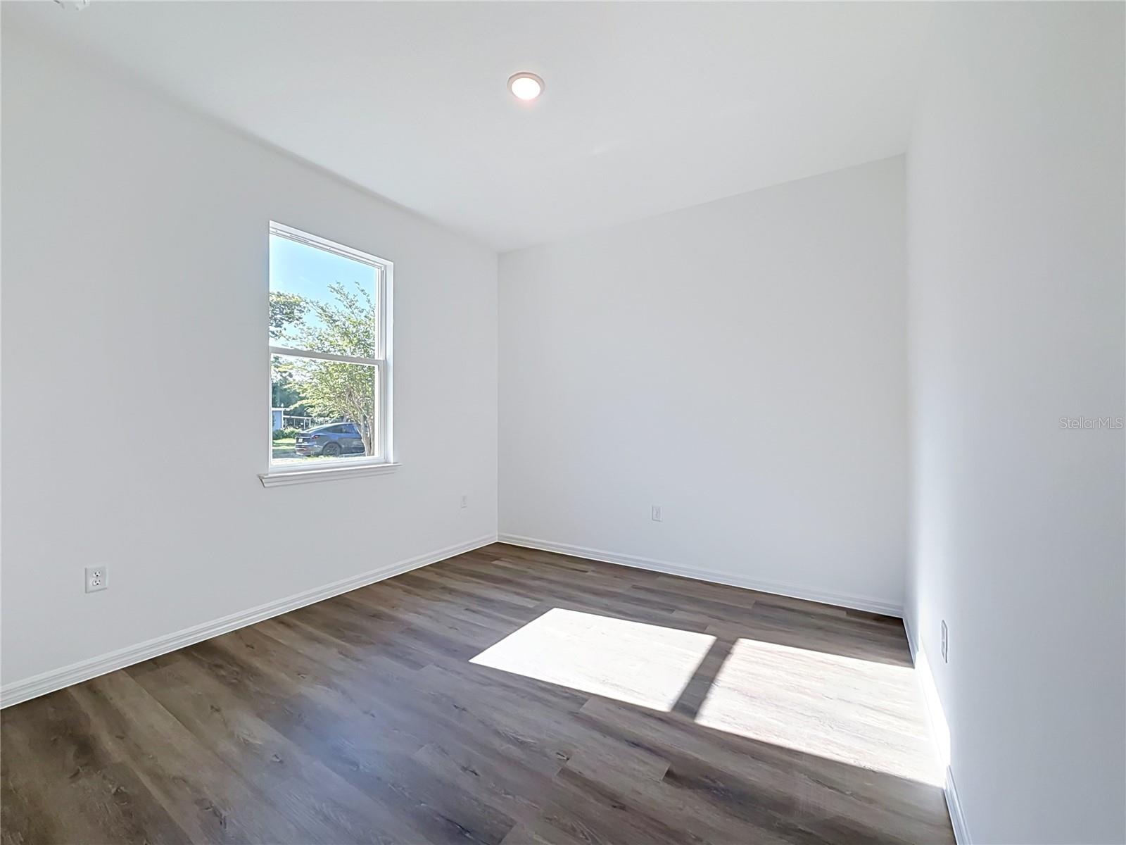 ORANGE SUMMIT - Residential