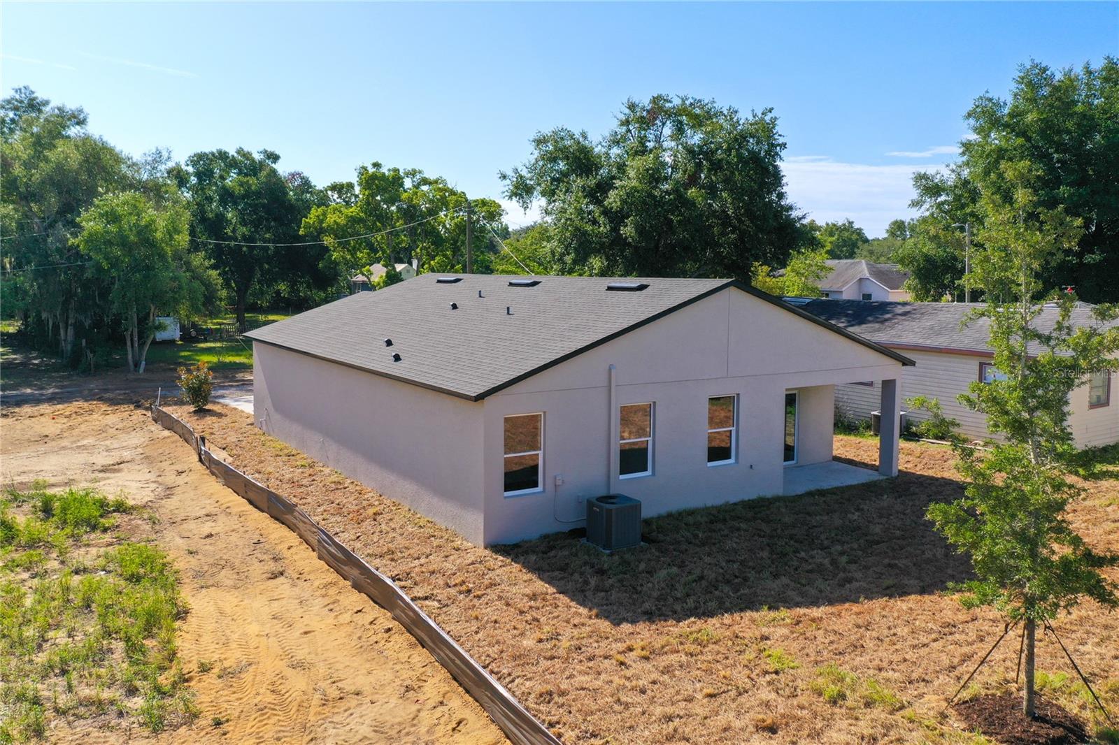 ORANGE SUMMIT - Residential