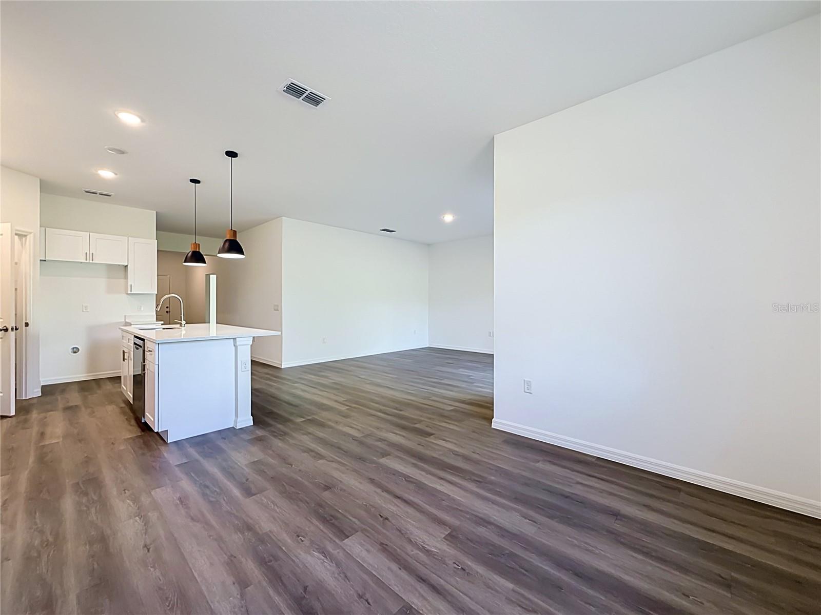 ORANGE SUMMIT - Residential