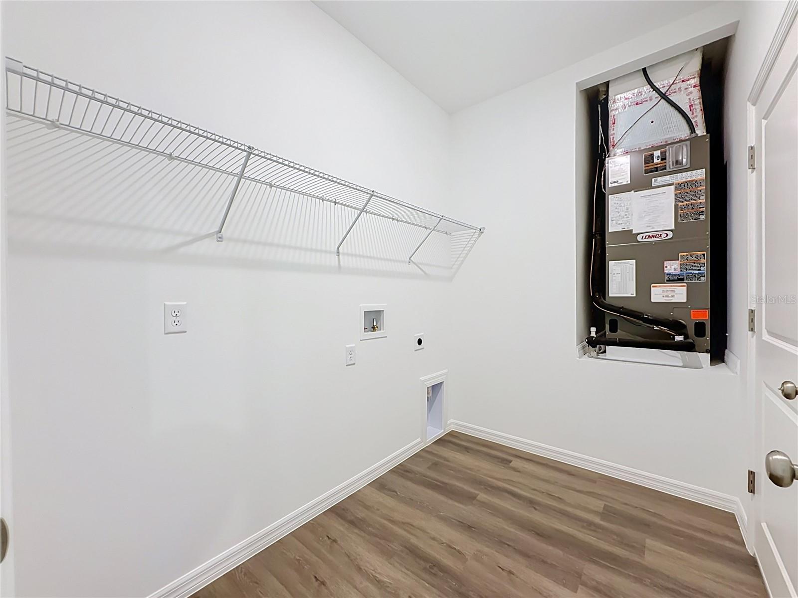 ORANGE SUMMIT - Residential