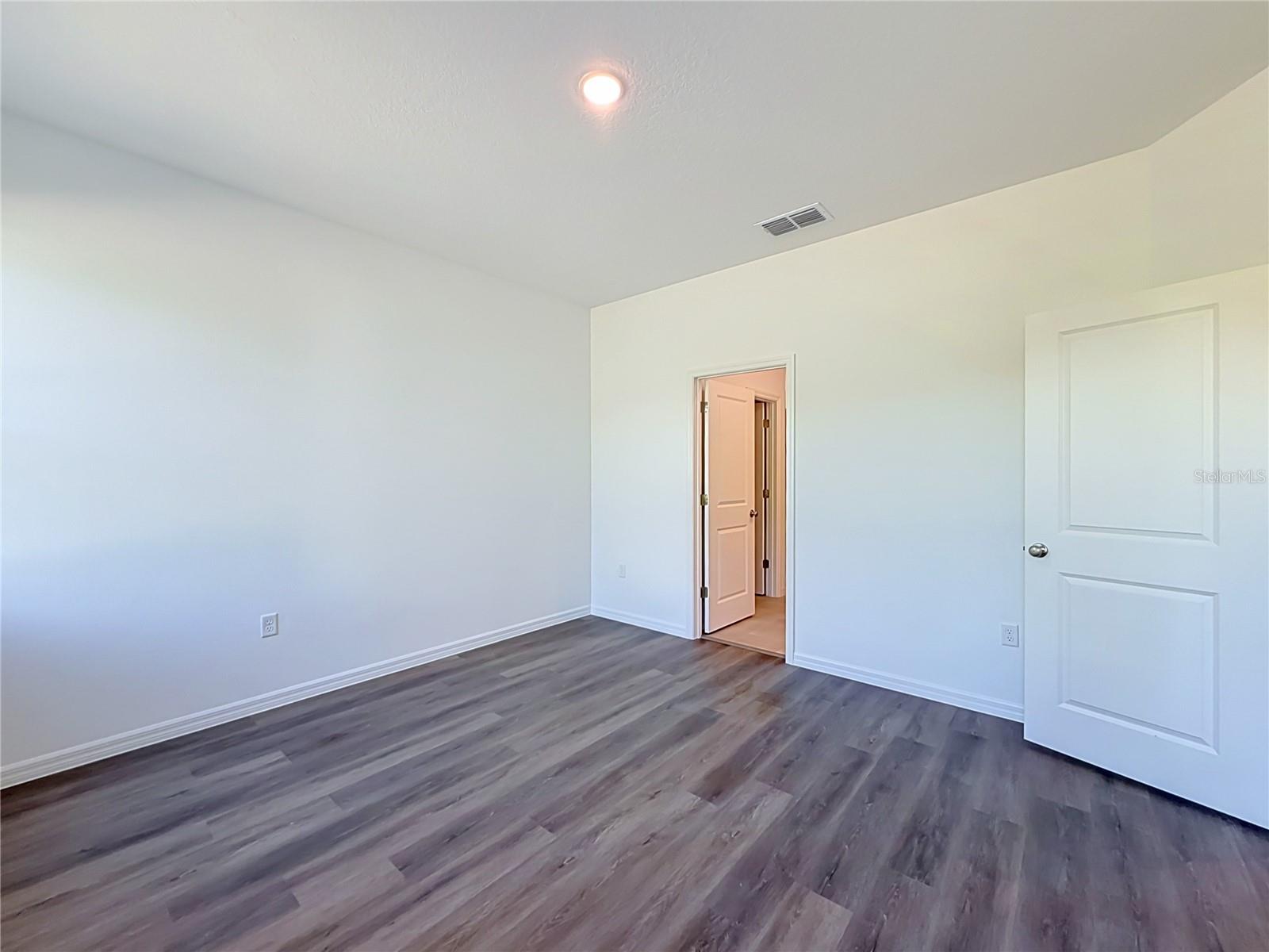 ORANGE SUMMIT - Residential