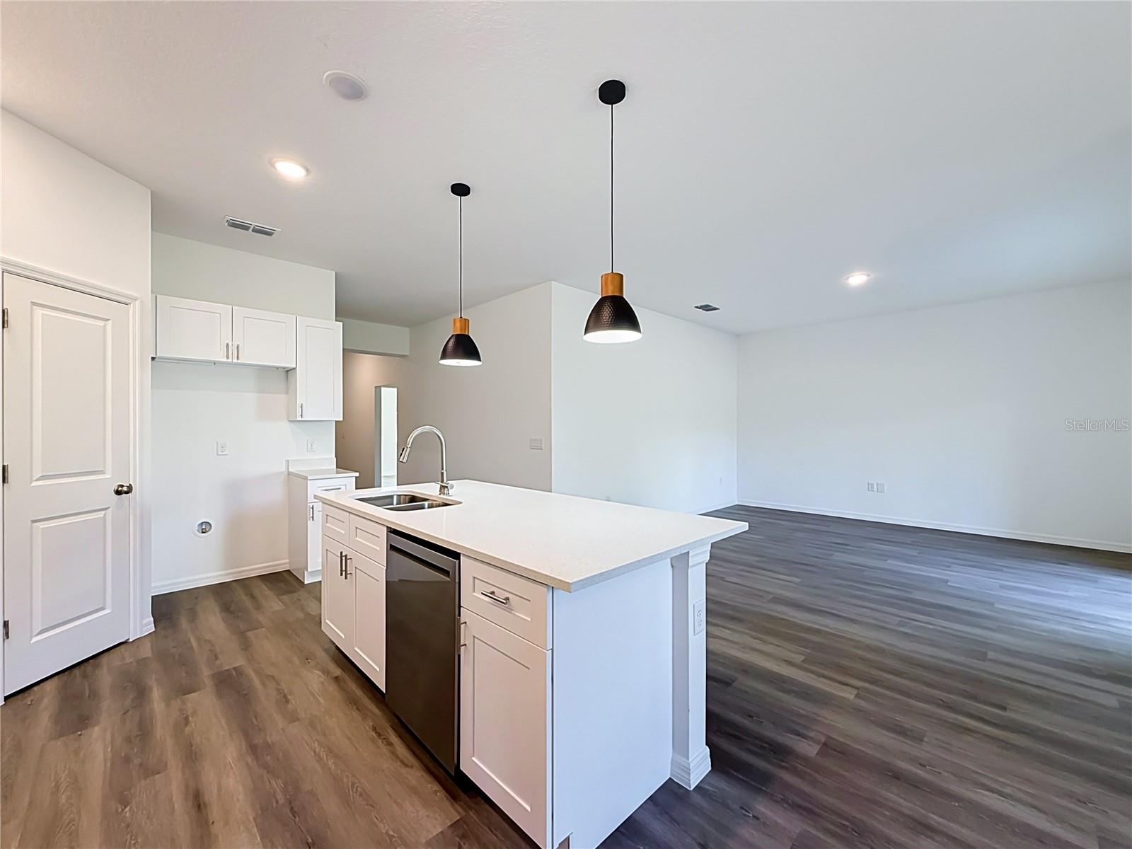 ORANGE SUMMIT - Residential