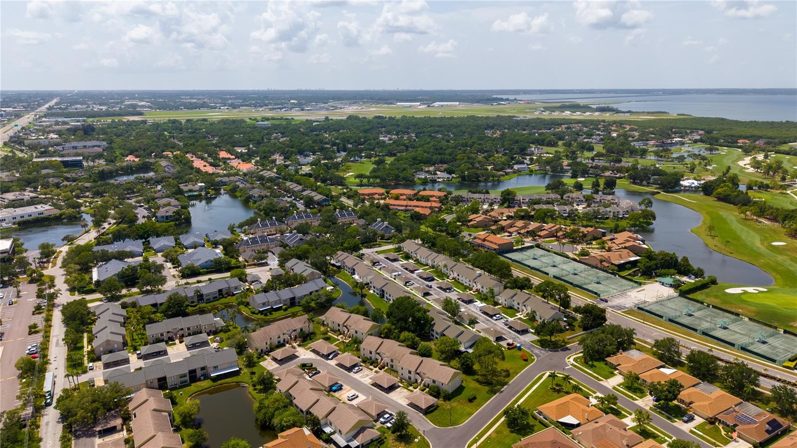 BORDEAUX VILLAGE - Residential