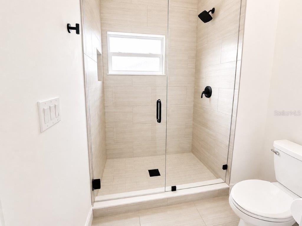 FAIRLAWN ESTATES 1ST ADD - Residential