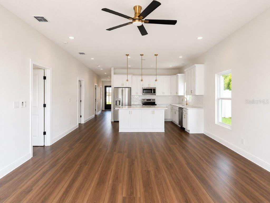 FAIRLAWN ESTATES 1ST ADD - Residential