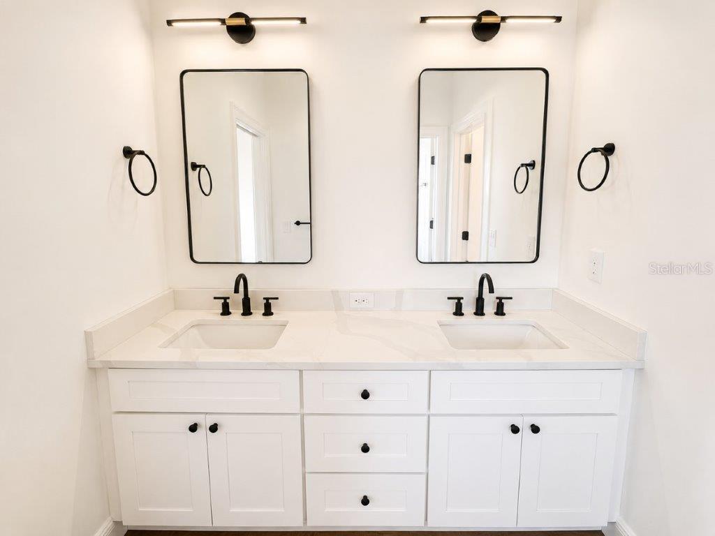 FAIRLAWN ESTATES 1ST ADD - Residential