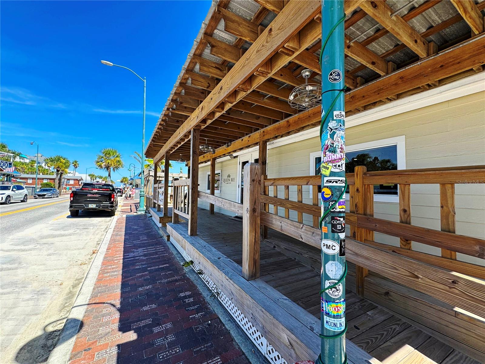 NEW SMYRNA BRIDGE & INV CO WALKER GRANT - Commercial Sale